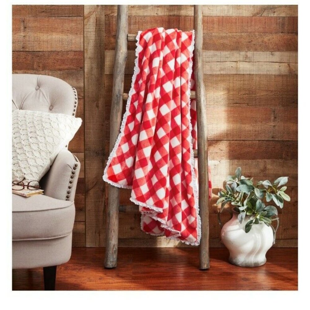 The Pioneer Woman Charming Check Plush Throw, 50" x 72", Red